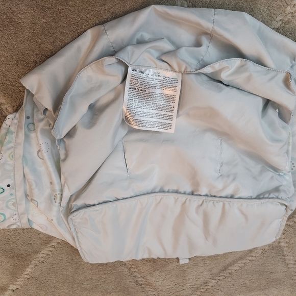 Comfort And Harmony Cozy Cover - Picture 3 of 5